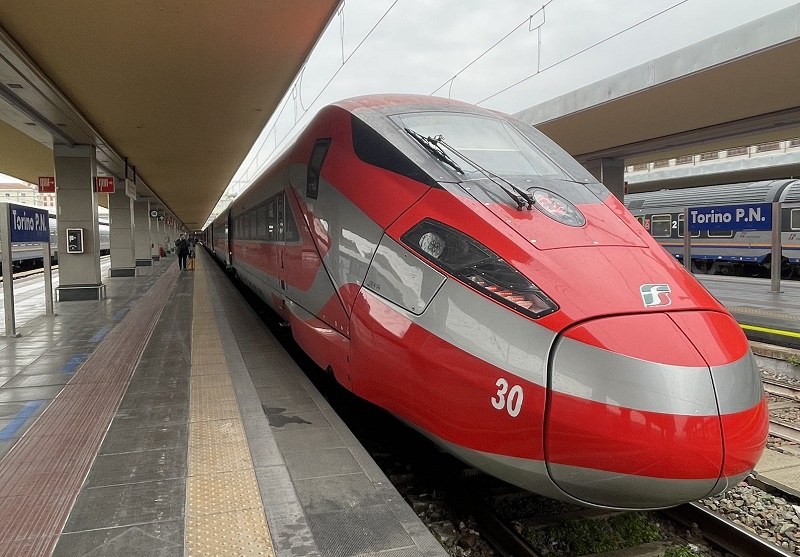 italy rail pass train