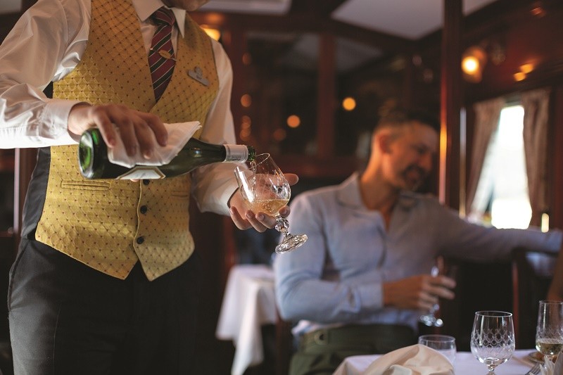 rovos rail dining car