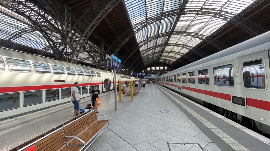 leipzig hbf intercity ic trains germany rail pass