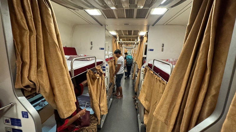 thailand train ticket night train second class