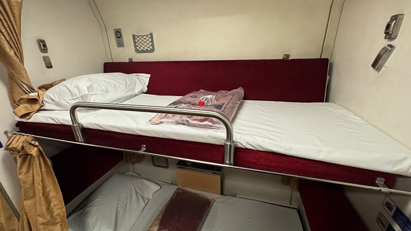 2nd class sleeper thailand