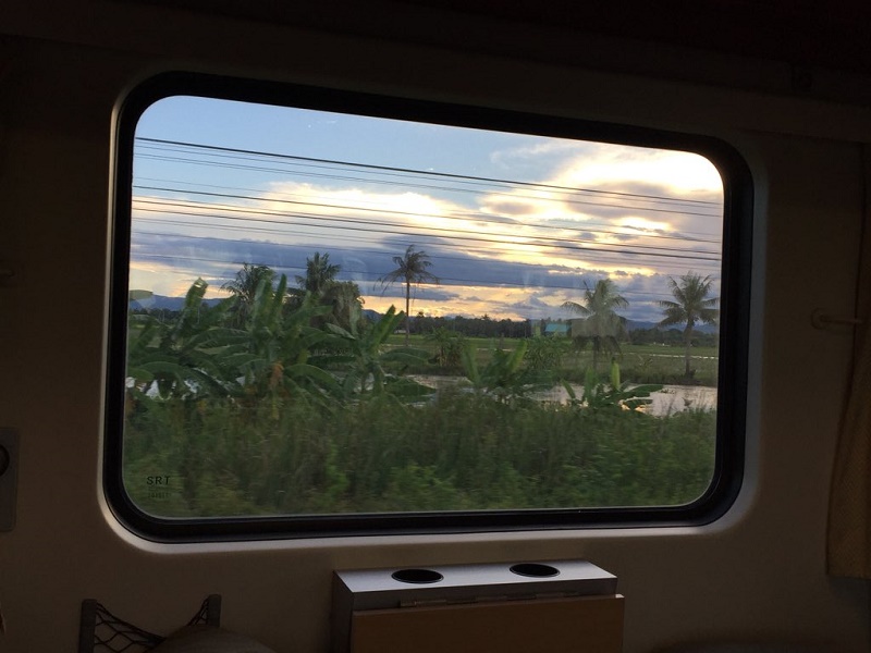 thai train view
