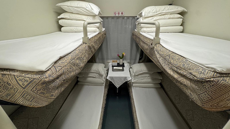 soft sleeper compartment