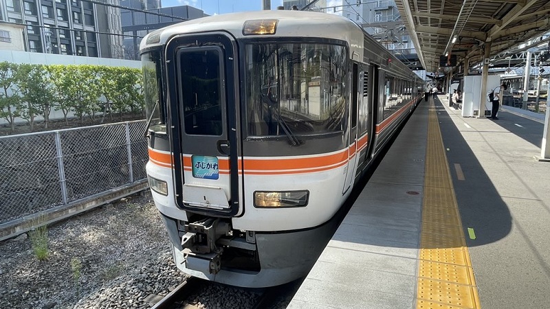 Fujikawa Limited Express train japan