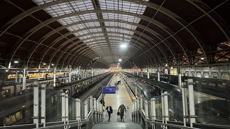 london paddington railway station book train tickets UK
