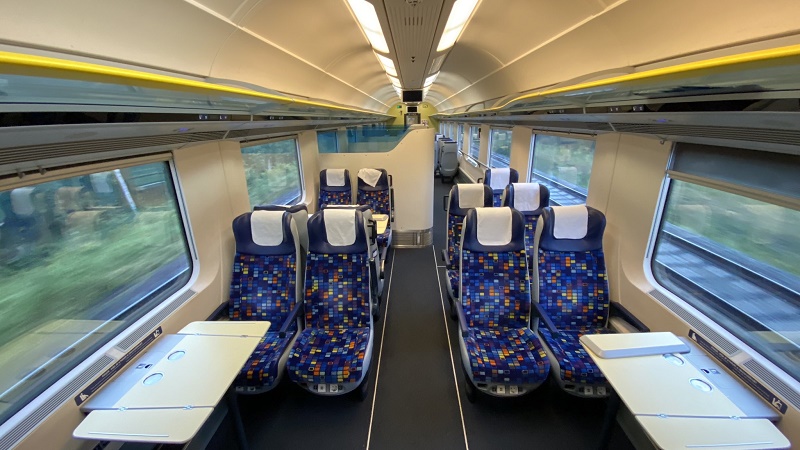 2nd class seats train hungary
