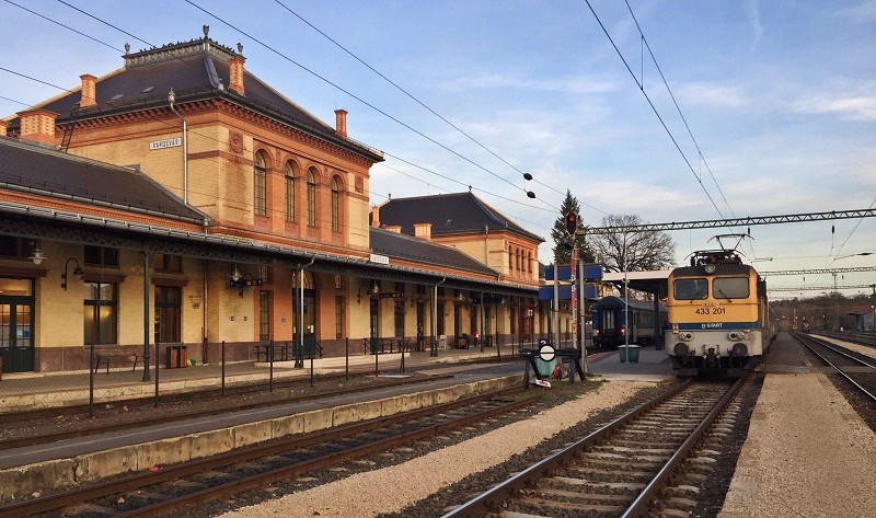 kaposvar station hungary curve travel card